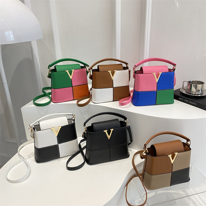 Borse Mini Tote Chic con Logo  - Women'S Accessories Louis Vuitton recensione e prezzo
