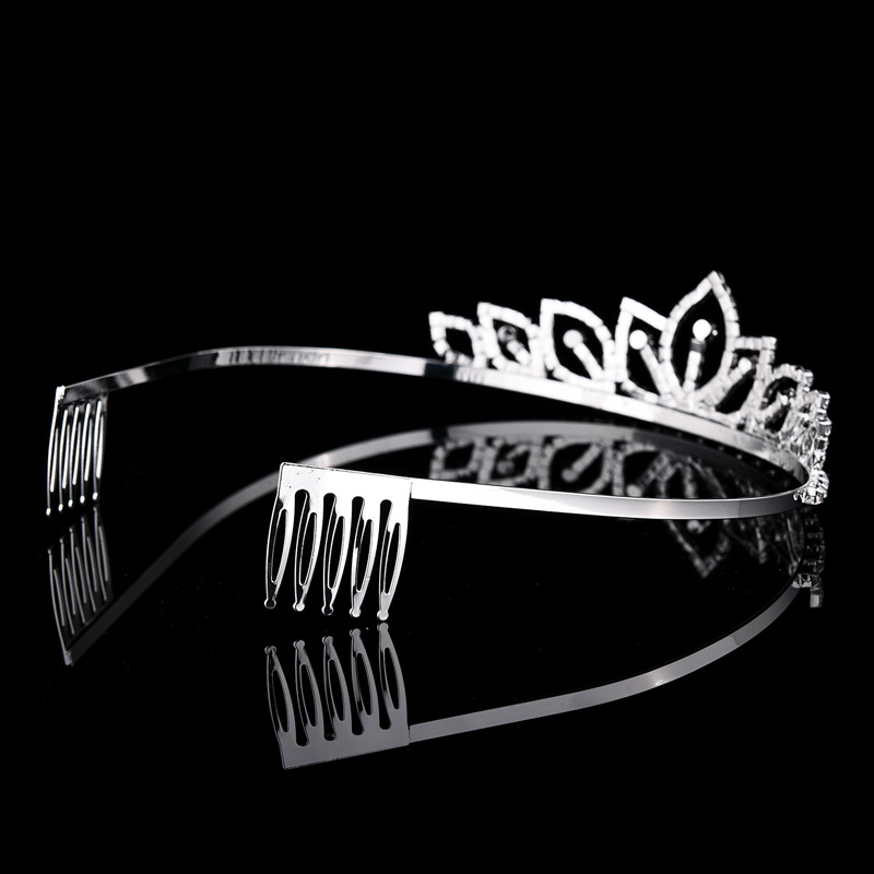 Corona in Strass Scintillanti  - Women'S Hair Accessories Wedding recensione e prezzo