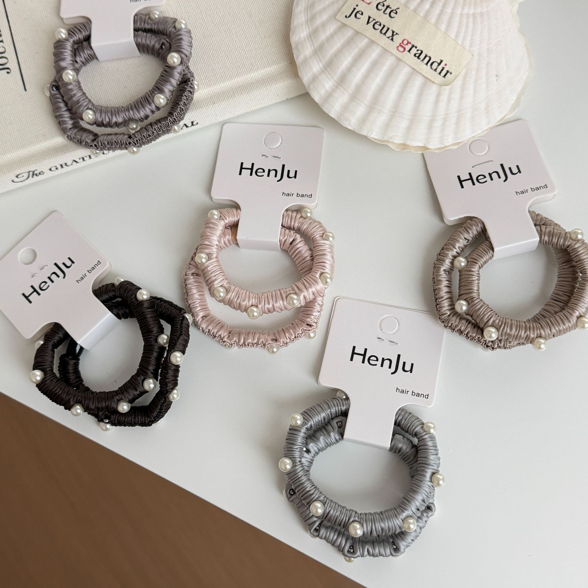 Set di 2 Elastici per Capelli  - Scrunchie Satin Set recensione e prezzo
