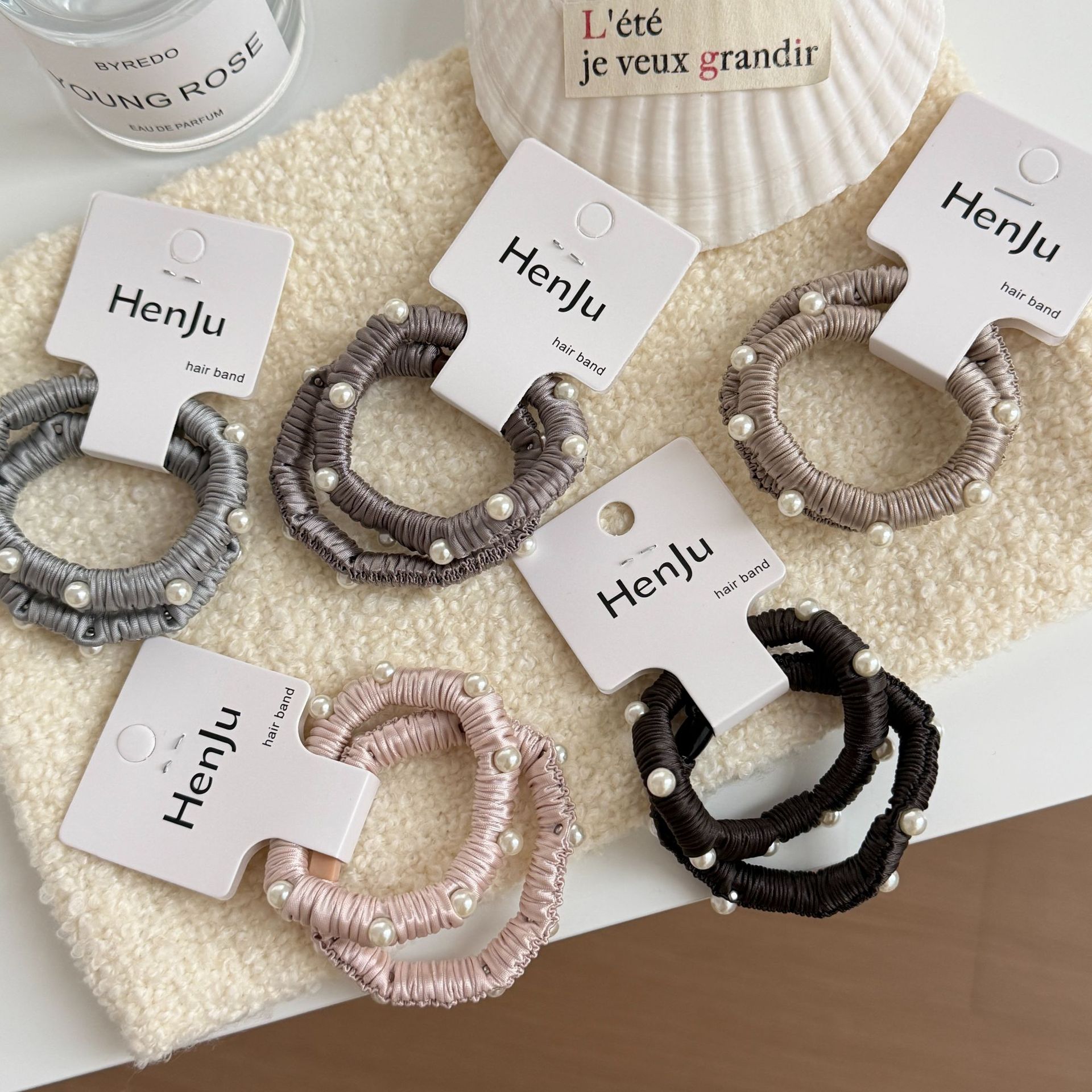 Set di 2 Elastici per Capelli  - Scrunchie Satin Set recensione e prezzo
