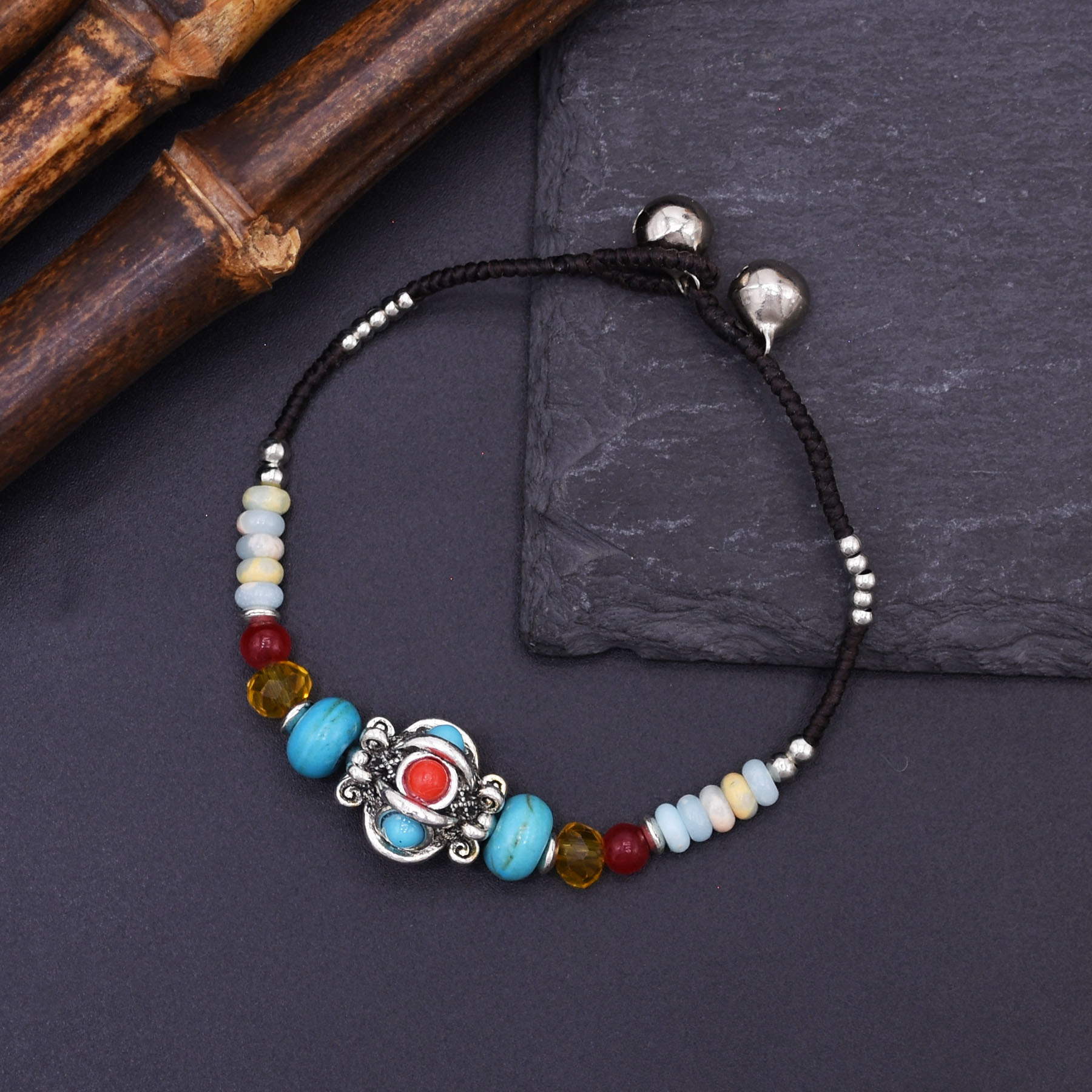 Bracciale Etnico Fatto a Mano  - Women Accessories Nepal recensione e prezzo