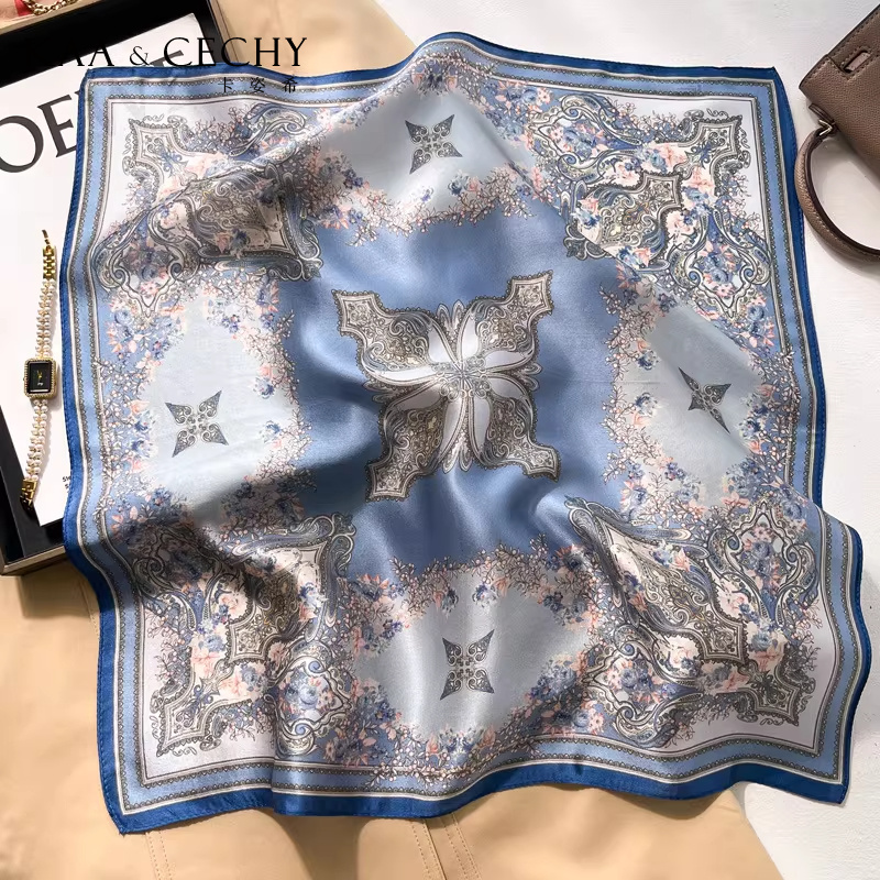 Foulard Quadrato in Seta di Ge - Women'S Work Accessories recensione e prezzo
